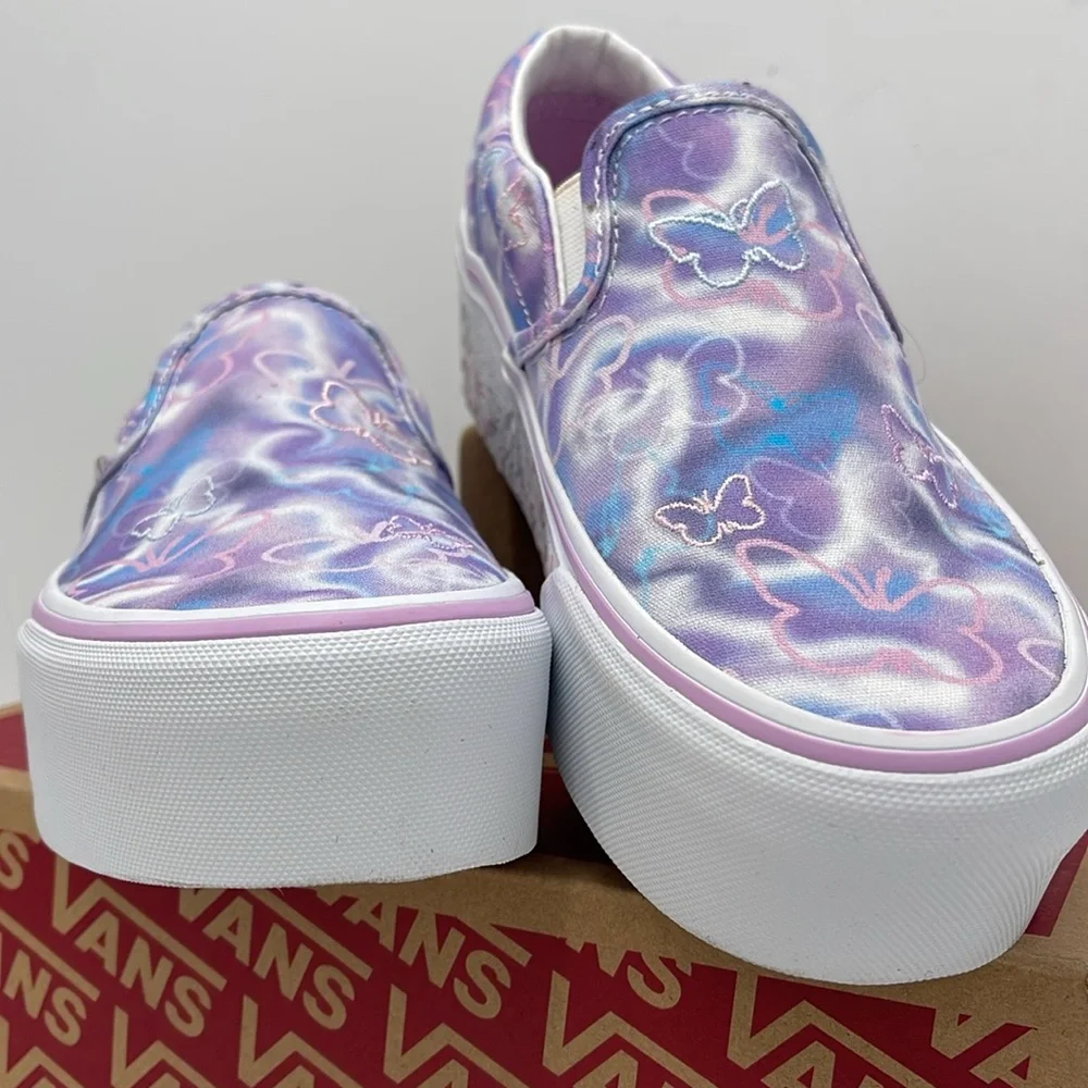 Vans WMNS Purple Platform Sneakers Classic Slip-On
Butterfly Dreams
VN0A7Q5RKPL - Picture 5 of 16